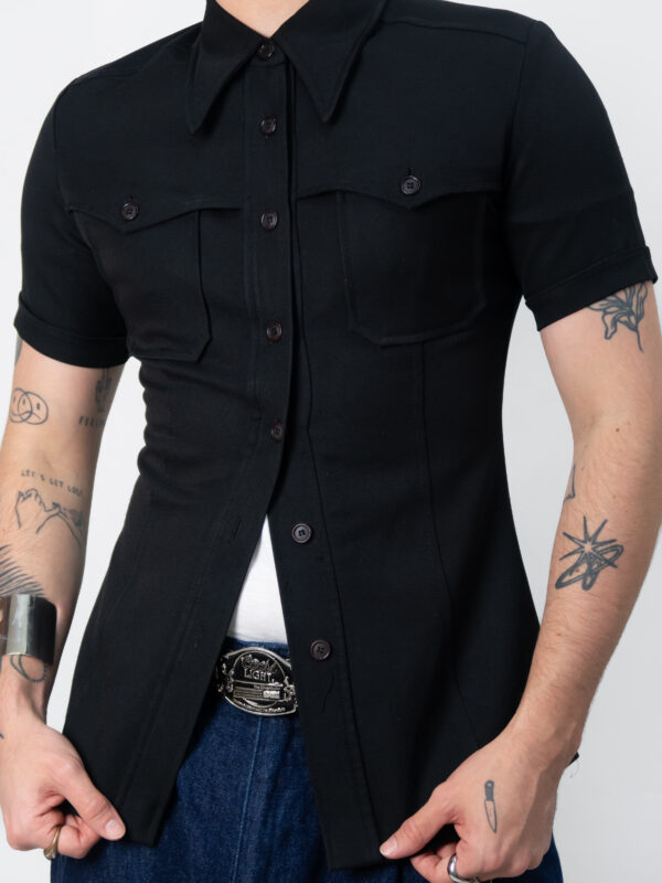camisa basic preta