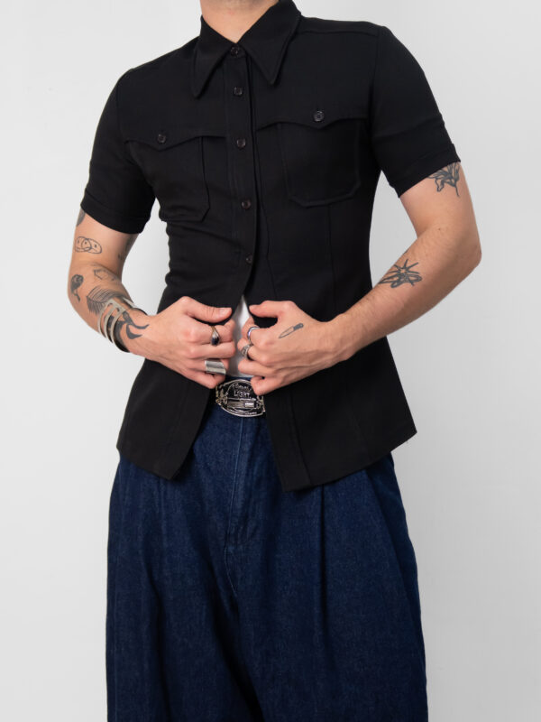 camisa basic preta