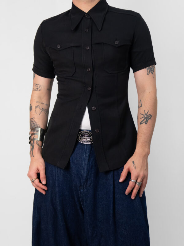 camisa basic preta