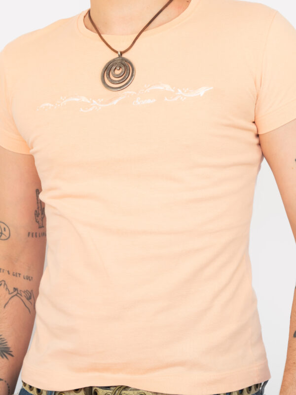baby tee scene dolphin
