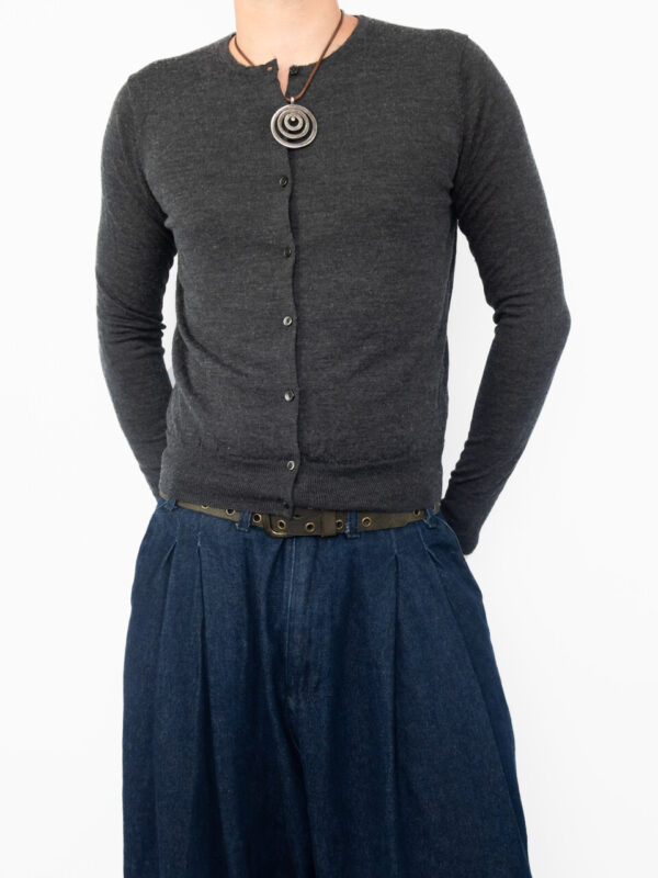 cardigan uniqlo cinza