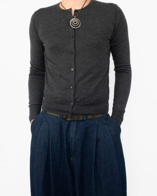 cardigan uniqlo cinza