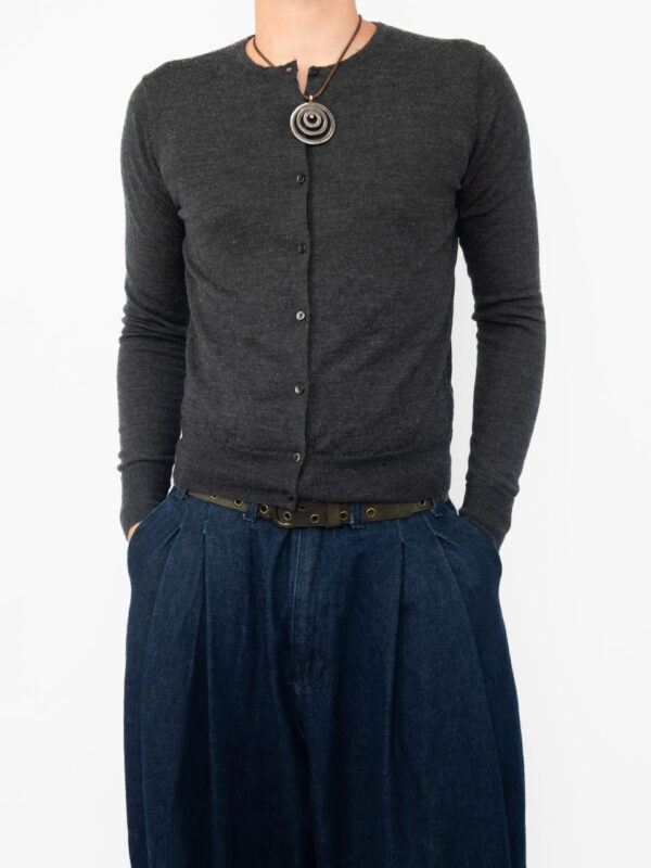 cardigan uniqlo cinza