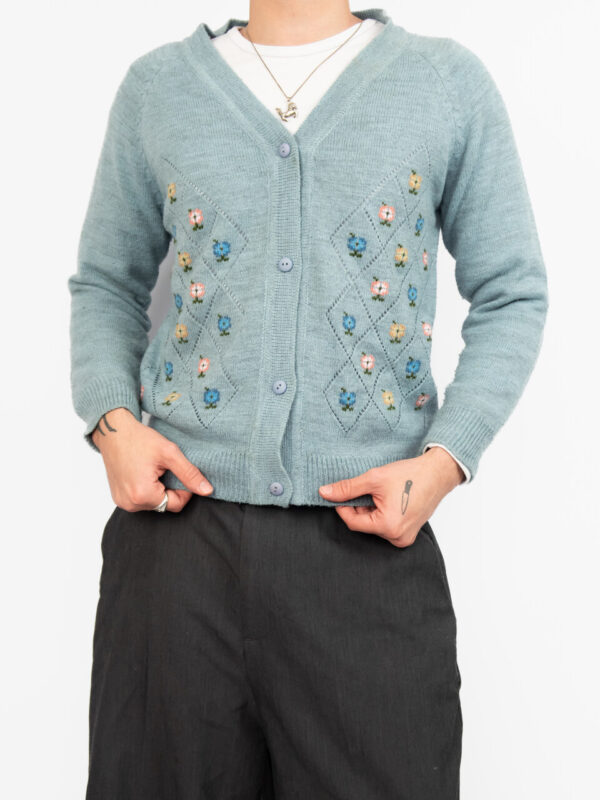 cardigan rose angela