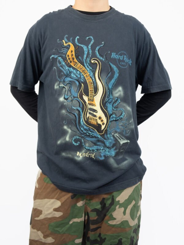 camiseta hard rock madrid