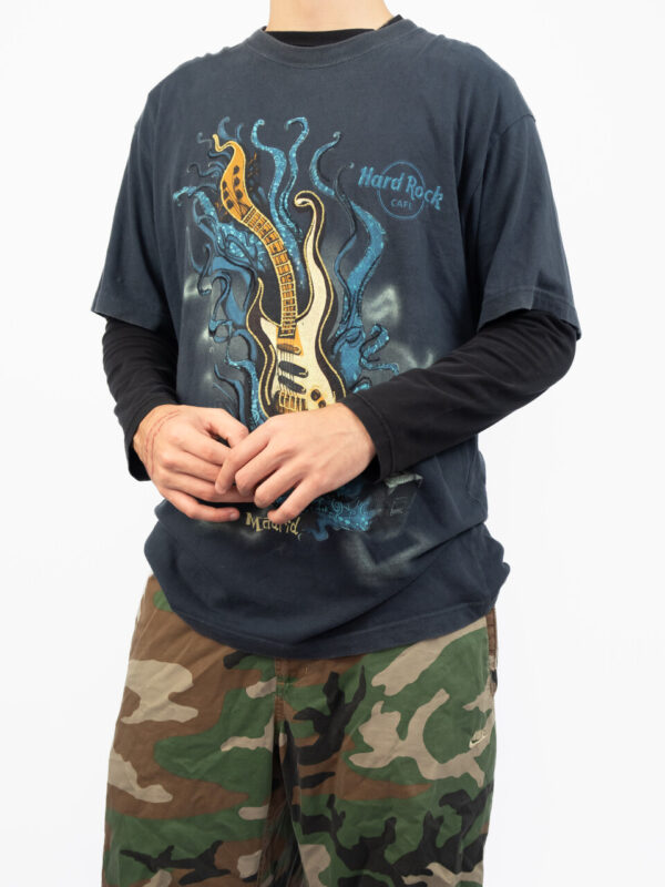 camiseta hard rock madrid