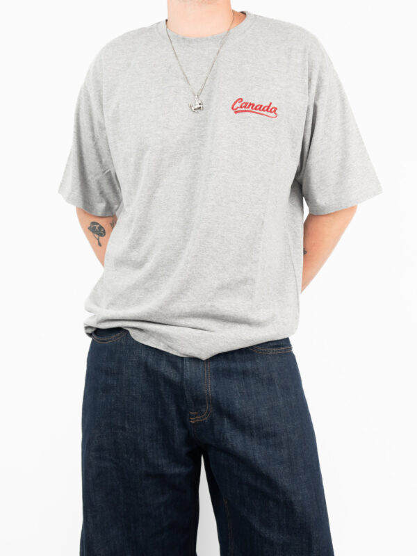 camiseta canada