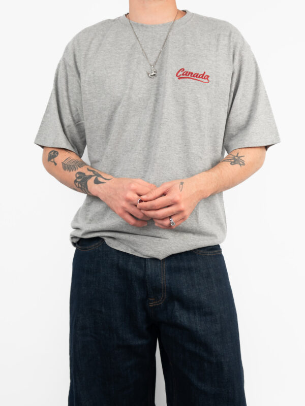 camiseta canada