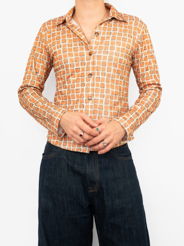 camisa and orange cgc