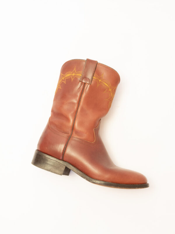bota country red
