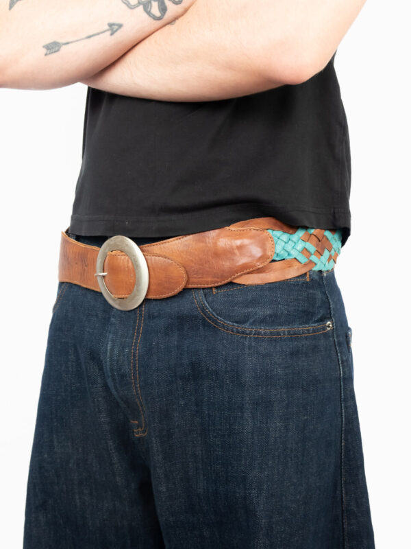 cinto brown and blue