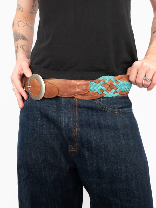 cinto brown and blue